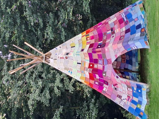 Ein toller Spaziergang zum selbstgestrickten Tipi der Ahlhornerinnen