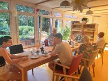 Internationales Kaffee im Haus der Bildung